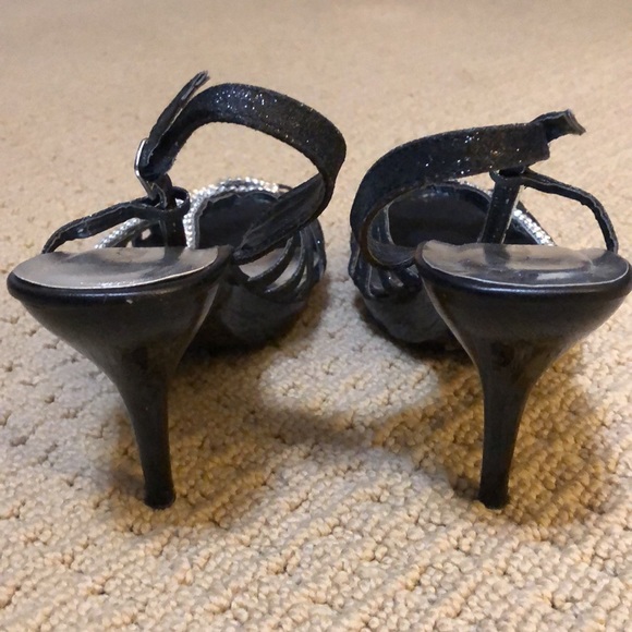 Sparkly silver and black high heels - Picture 3 of 6